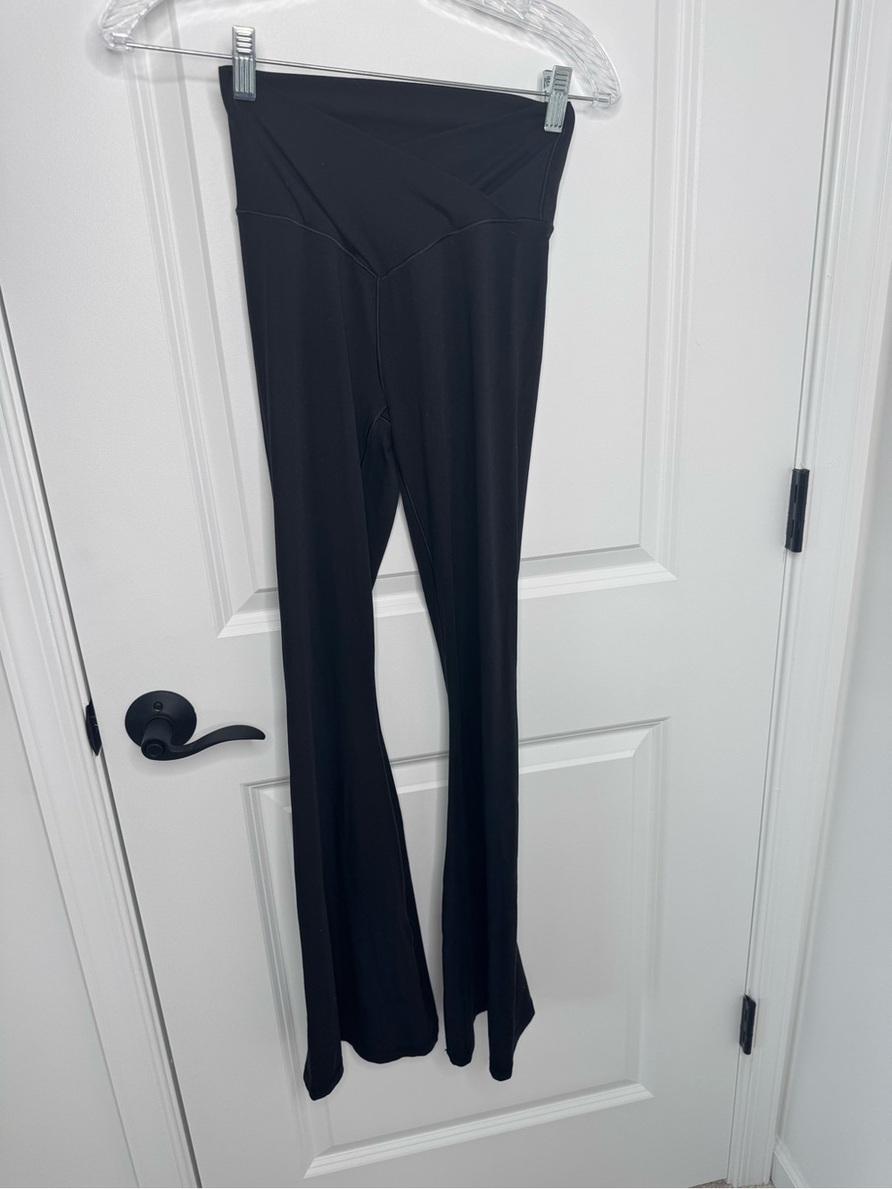 aerie Black High-Waist Flare Leggings with Crossover Waistband medium